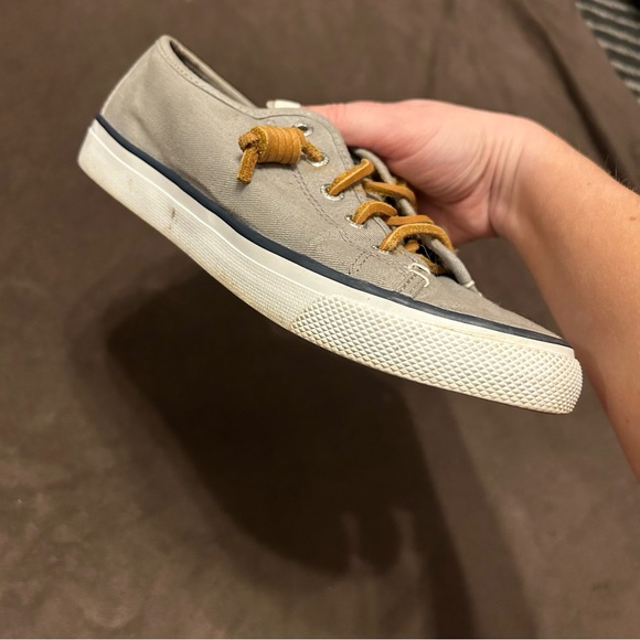 Sperry Shoes - Picture 8 of 9